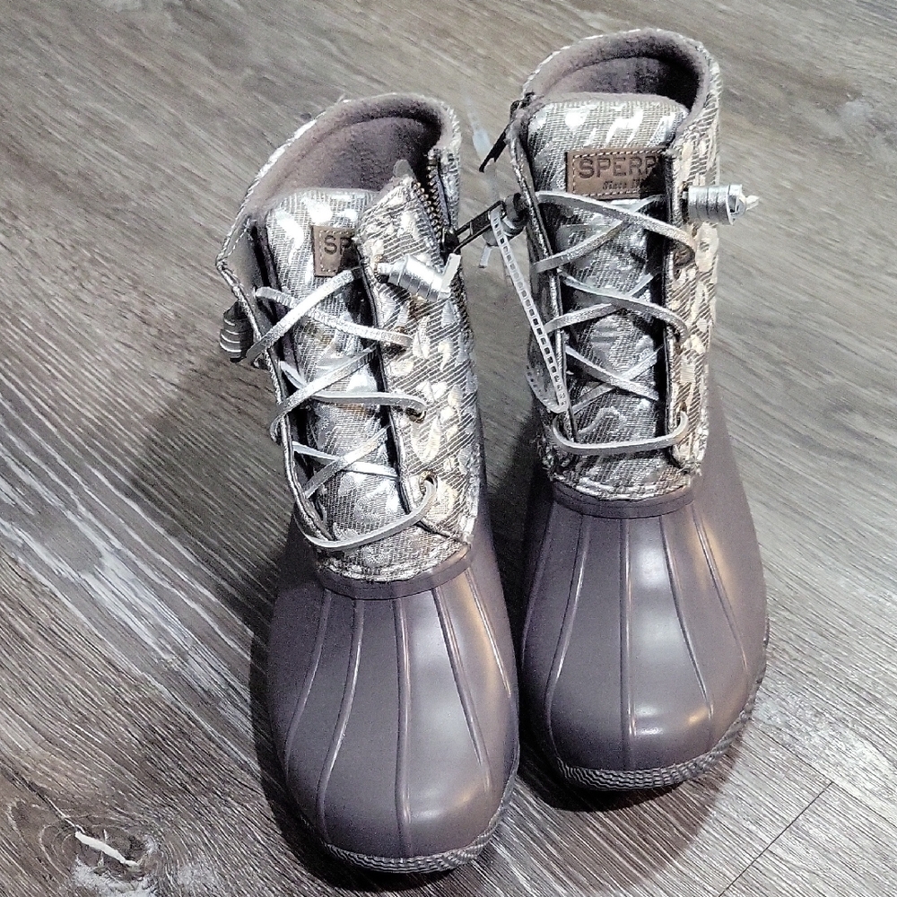 Sperry Top-Sider Women's Saltwater Jacquard Silver Leopard Duck Boots STS87899